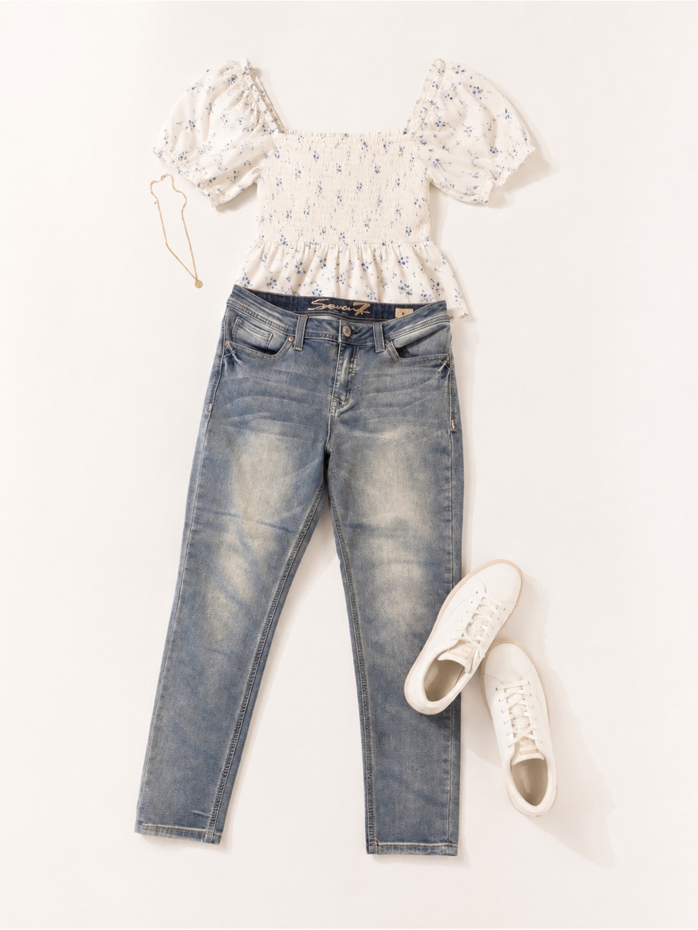 Seven7 jeans girlfriend women’s size 6
